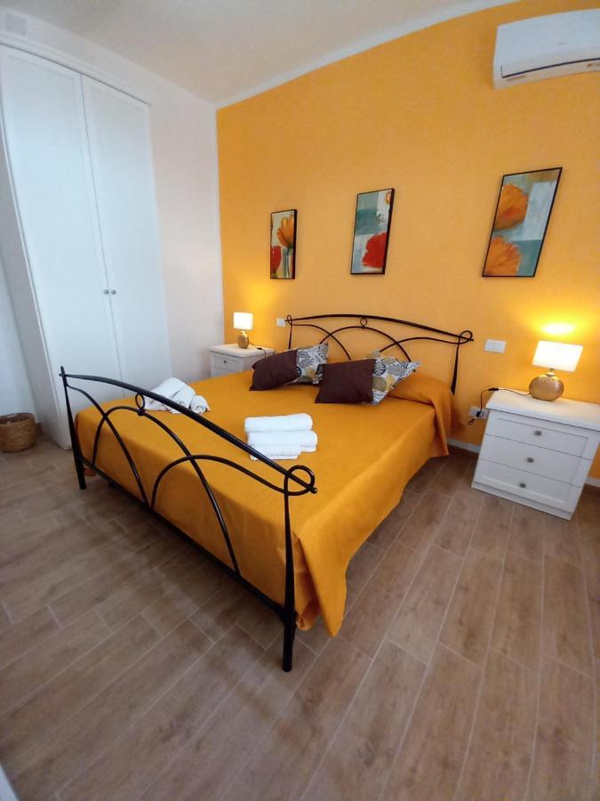 Divina Cuspide Bed & Breakfast Guspini Eksteriør bilde